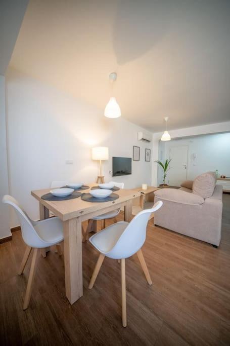 California Apartament Duenas Sevilla Buitenkant foto