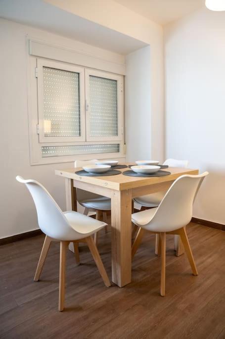 California Apartament Duenas Sevilla Buitenkant foto