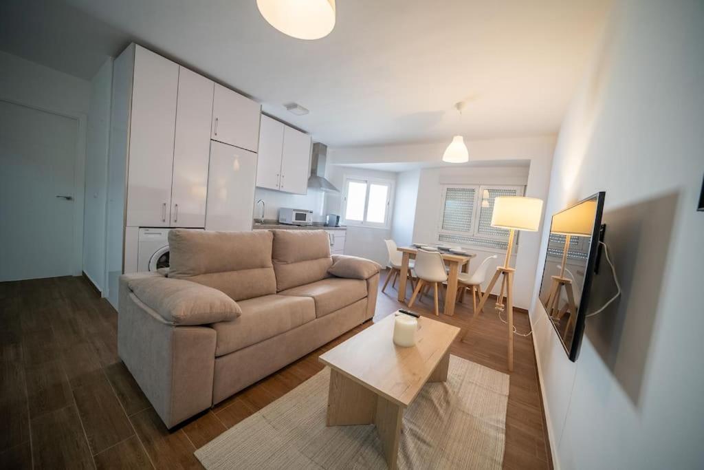 California Apartament Duenas Sevilla Buitenkant foto
